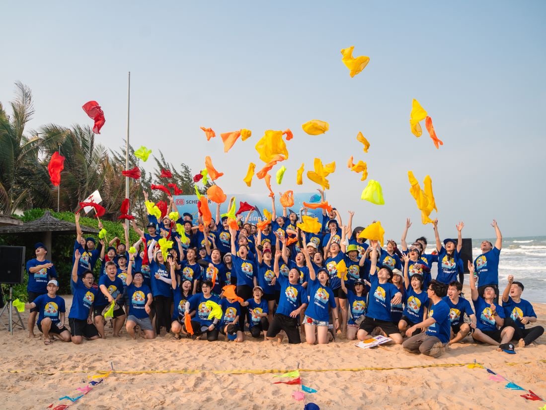 DB SCHENKER - LETS CONQUER OCEAN 