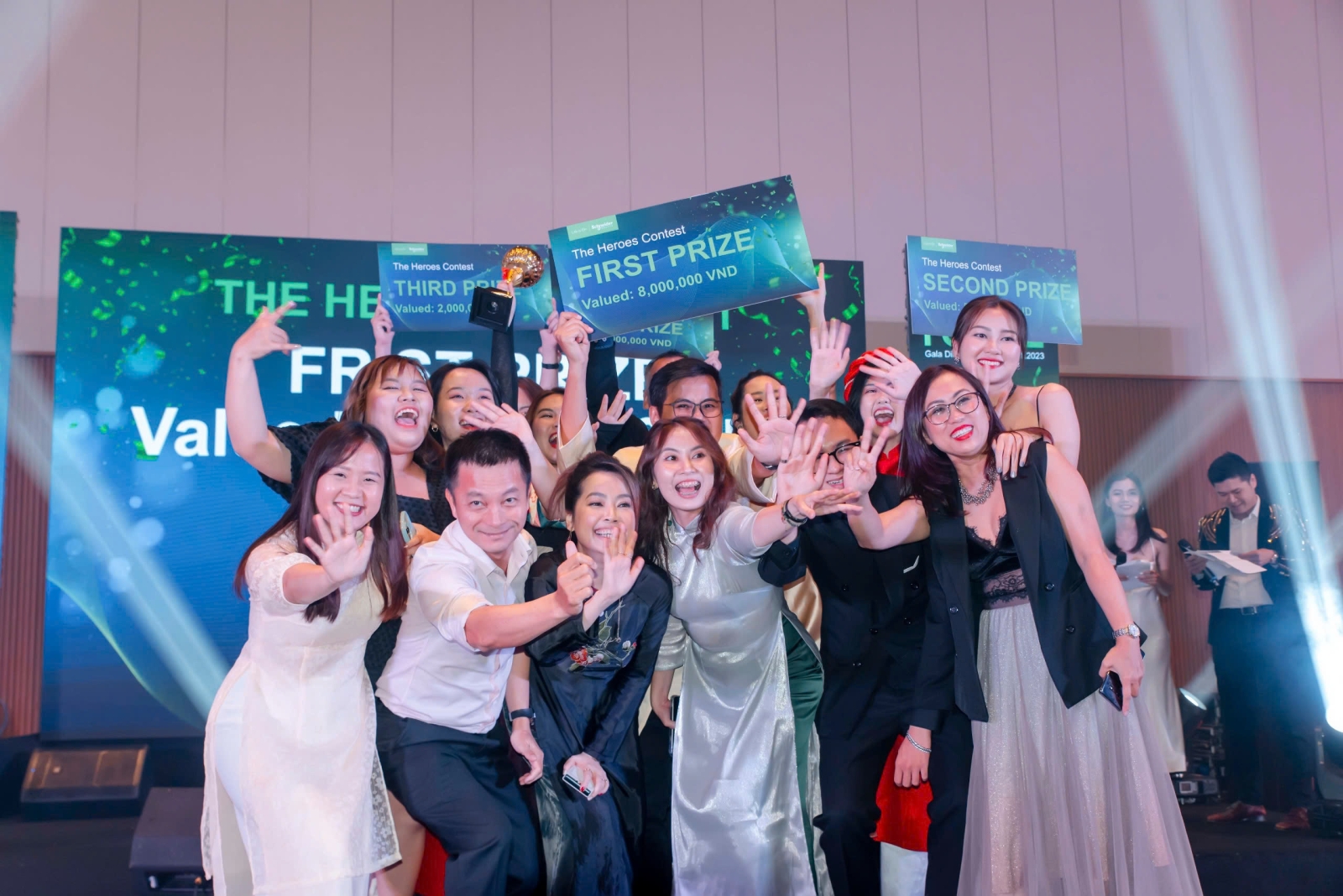 Dịch vụ tổ chức tiệc tất niên 